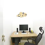 公寓 The Art Tower- 1br, Balcony View, Office,pc Durrës