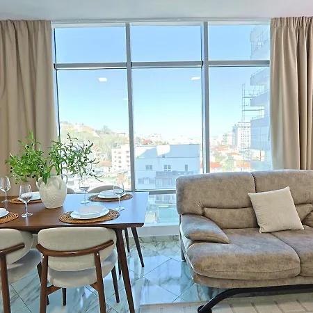 The Art Tower- 1br, Balcony View, Office,pc