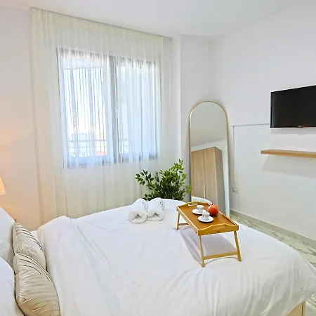 The Art Tower- 1br, Balcony View, Office,pc
